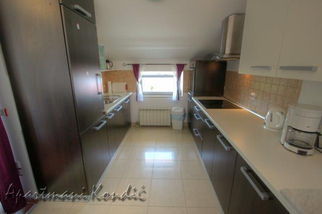 Apartman Kondic 오미살즈 외부 사진