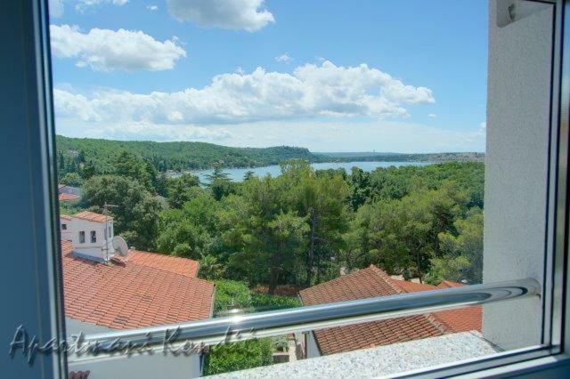 Apartman Kondic 오미살즈 외부 사진
