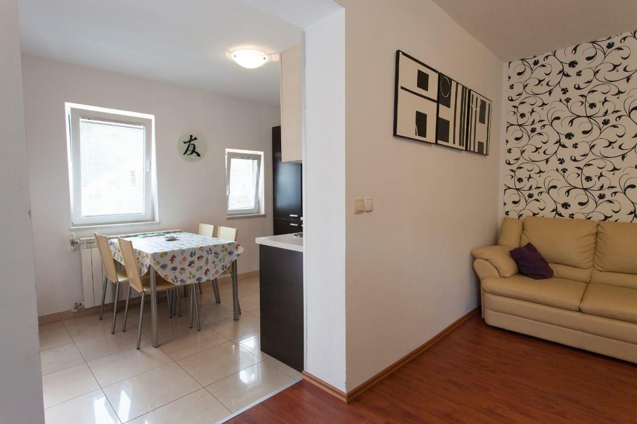 Apartman Kondic 오미살즈 외부 사진