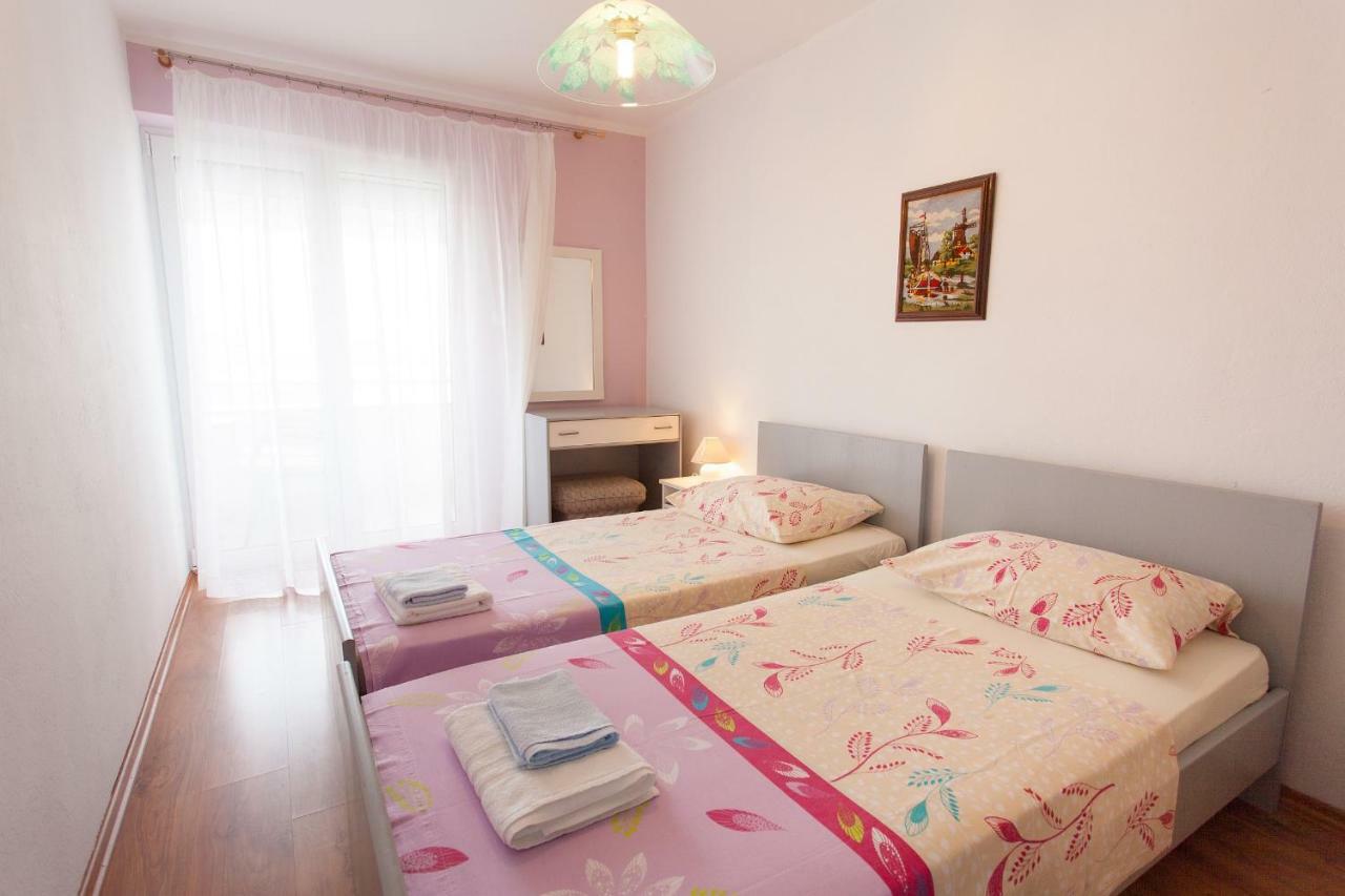 Apartman Kondic 오미살즈 외부 사진